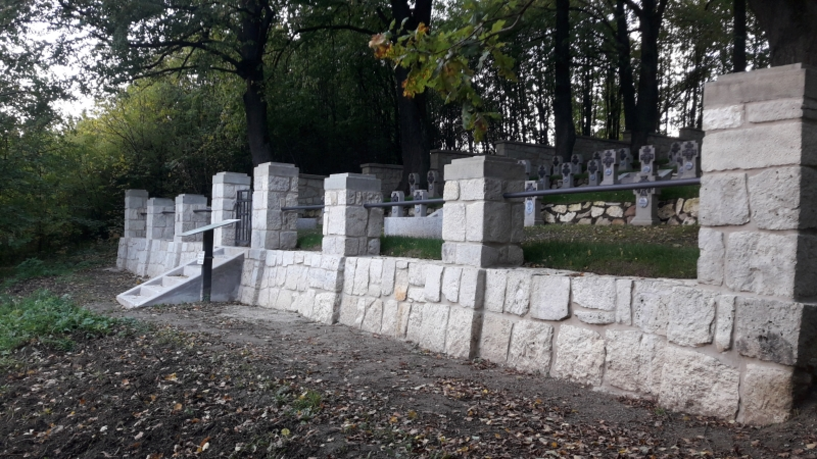 Cmentarz wojenny w Koszycach Małych już po remoncie konserwatorskim