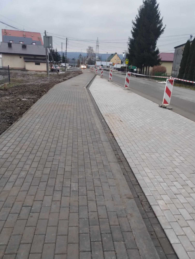 W Strzegocicach przy drodze powiatowej powstał nowy chodnik