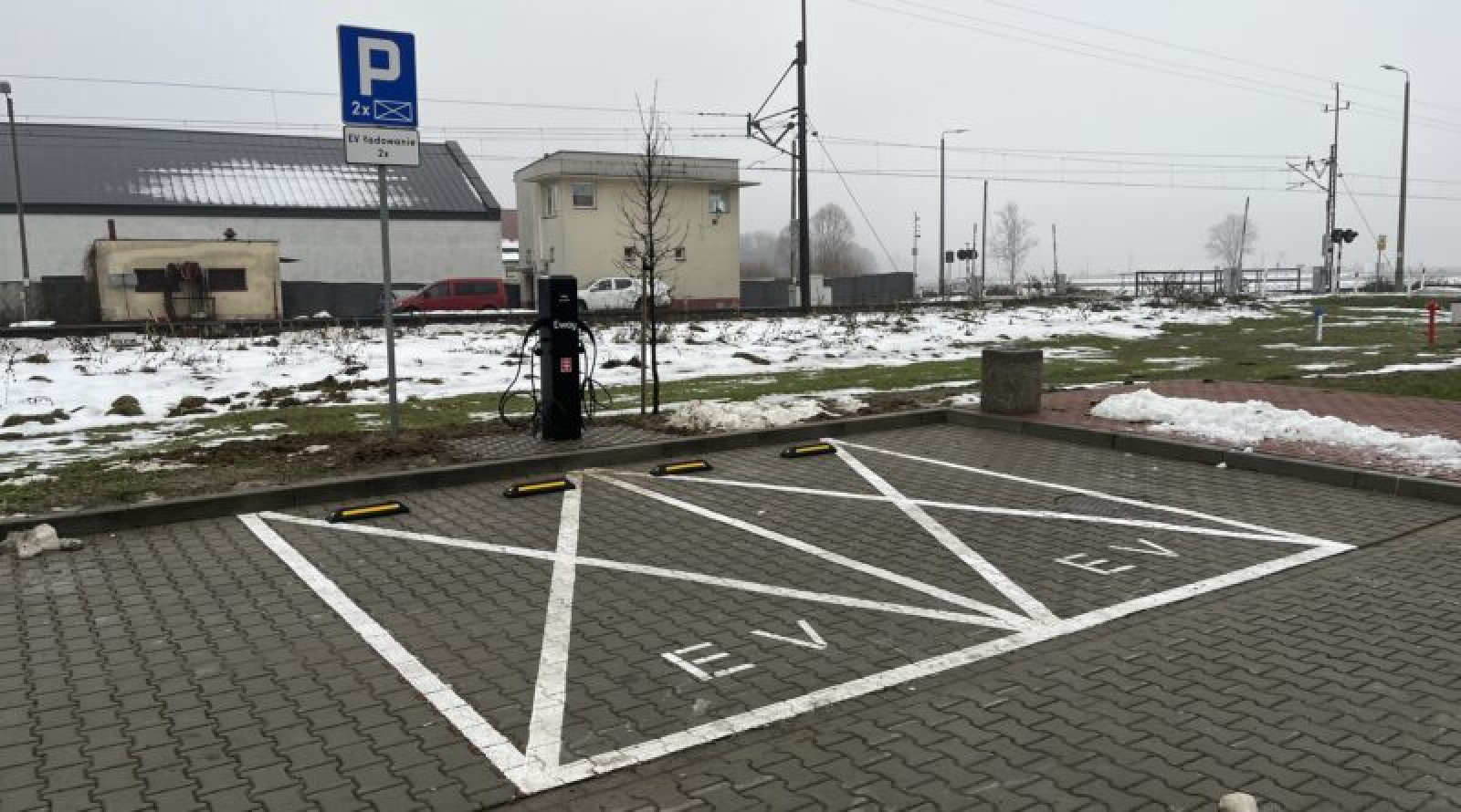 Nowa stacja ładowania pojazdów elektrycznych w Bobowej